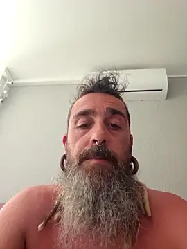 wCletuMEvanr online show from 04/06/26, 01:45