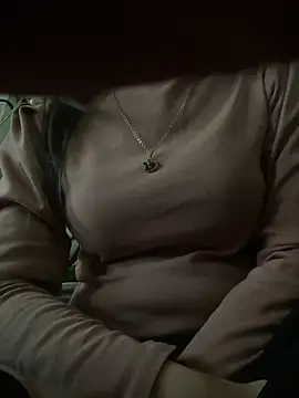 Snapshot of Tuongvy05 chatting on 12/28/24, 06:39 Tuongvy05 online show from 12/28/24, 06:39