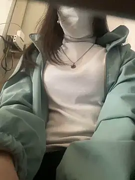 Snapshot of Tuongvy05 chatting on 01/14/25, 02:29 Tuongvy05 online show from 01/14/25, 02:29