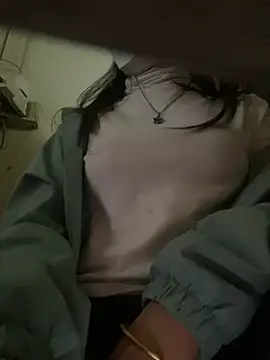 Snapshot of Tuongvy05 chatting on 01/20/25, 06:10 Tuongvy05 online show from 01/20/25, 06:10