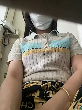 Snapshot of Tuongvy05 chatting on 03/03/25, 04:36 Tuongvy05 online show from 03/03/25, 04:36