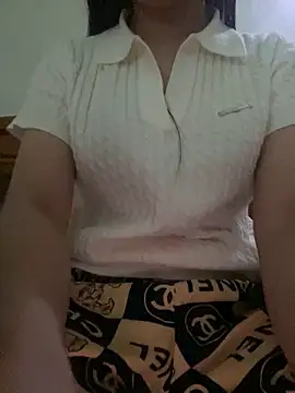 Snapshot of Tuongvy05 chatting on 03/06/25, 01:35 Tuongvy05 online show from 03/06/25, 01:35