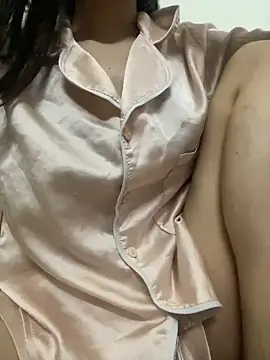 Snapshot of Tuongvy05 chatting on 03/15/25, 02:55 Tuongvy05 online show from 03/15/25, 02:55