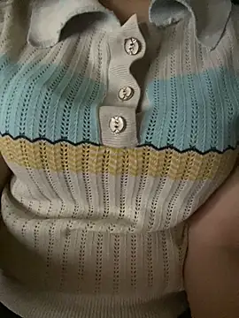 Snapshot of Tuongvy05 chatting on 11/04/25, 04:39 Tuongvy05 online show from 11/04/25, 04:39