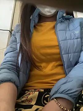 Snapshot of Tuongvy05 chatting on 12/01/25, 08:08 Tuongvy05 online show from 12/01/25, 08:08