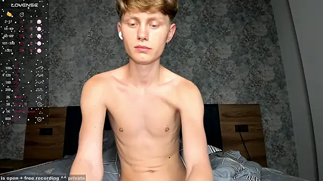 christian di0r online show from 03/16/25, 03:17