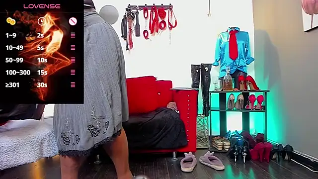 LiaTaylorr online show from 03/11/25, 04:07