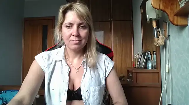 IrinaB1 online show from 03/22/25, 02:58