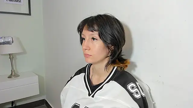 lizzy davis 1 online show from 04/11/26, 03:55