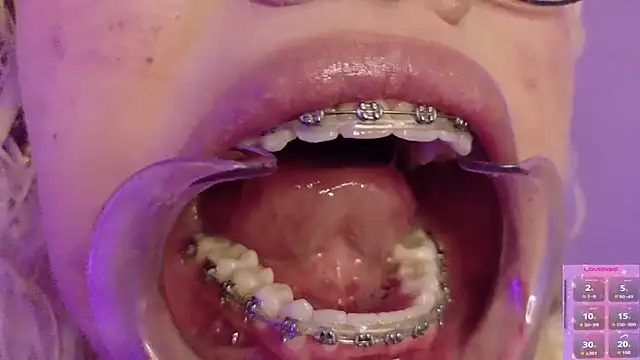 Haelycute online show from 03/30/26, 12:33