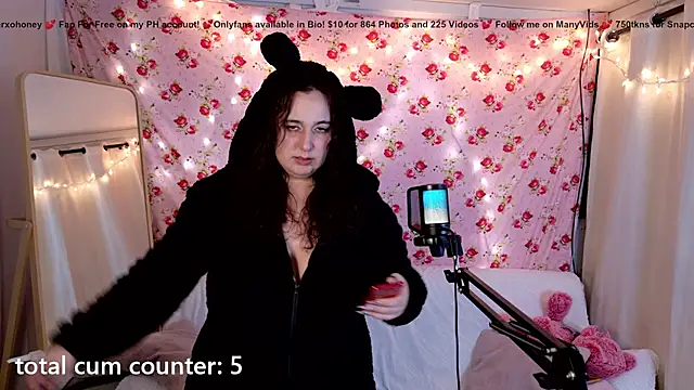 amberxoxhoney online show from 02/28/25, 05:37