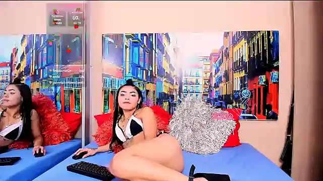 CristalLoren online show from 03/22/25, 08:59