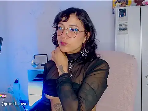 melissahowl online show from 12/22/25, 08:06