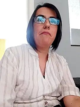 IsisBlake online show from 02/21/25, 09:11