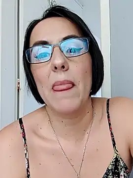 IsisBlake online show from 03/22/25, 07:09