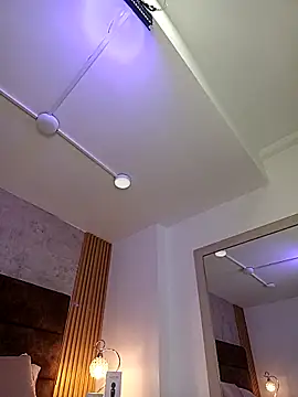 IsisBlake online show from 09/28/25, 02:11