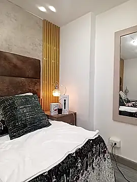 IsisBlake online show from 04/06/26, 12:41