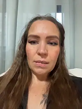 Snapshot of _Your_Pleasure_ chatting on 10/25/25, 08:55 Your Pleasure online show from 10/25/25, 08:55