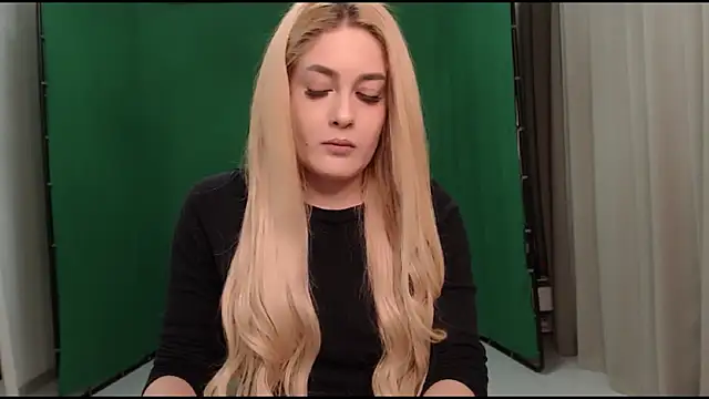 HotFireBabe  online show from 05/08/26, 11:10