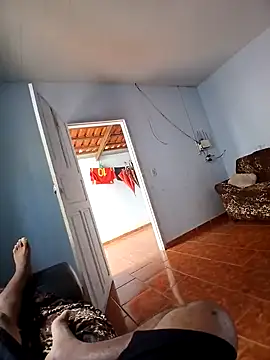 Snapshot of morenogts69 chatting on 02/05/25, 04:36 morenogts69 online show from 02/05/25, 04:36