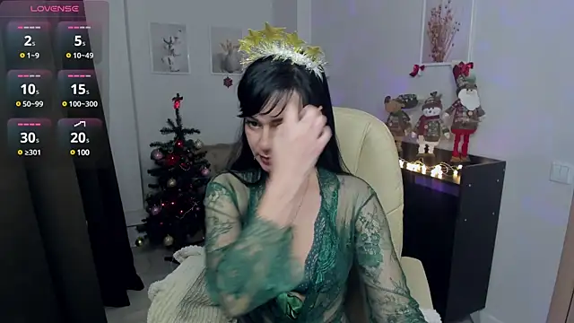 Snapshot of Julia__Frey chatting on 01/02/25, 08:46 Julia Frey online show from 01/02/25, 08:46