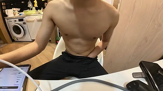 YunheLEE online show from 05/21/26, 01:51