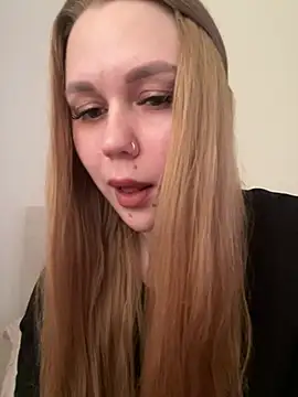 Marylallka5 online show from 06/25/26, 05:23
