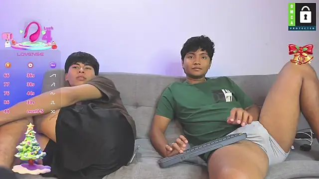  Ottis  online show from 12/21/25, 03:02