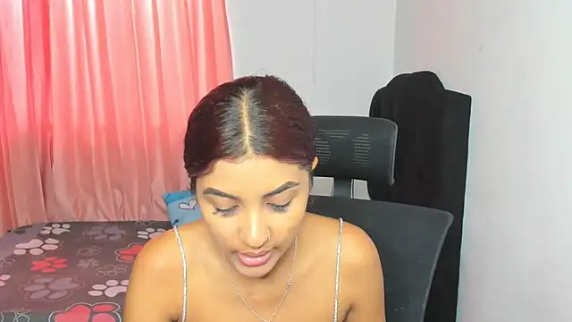 Snapshot of FalakRese chatting on 01/13/25, 07:53 FalakRese online show from 01/13/25, 07:53