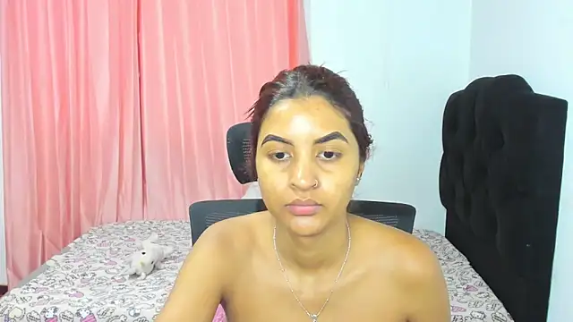 Snapshot of FalakRese chatting on 01/29/25, 12:56 FalakRese online show from 01/29/25, 12:56