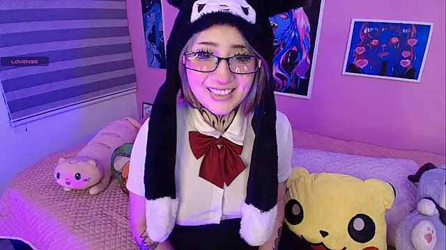 Miwa violet online show from 04/05/26, 03:58