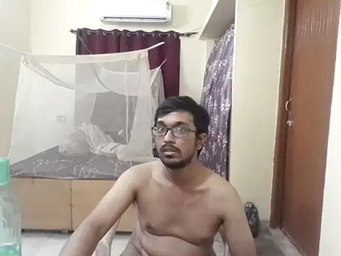 THE NAKED BOY online show from 04/24/26, 03:03