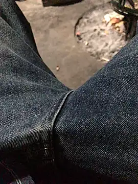 xhqds online show from 01/31/25, 12:51