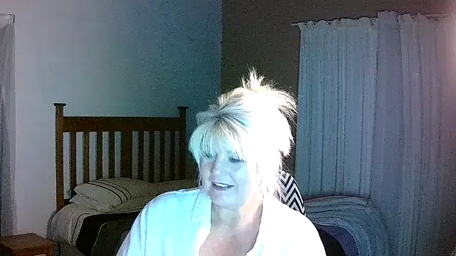 Miahotmilf online show from 11/07/25, 09:04