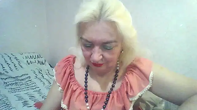 Snapshot of Meri798 chatting on 03/01/25, 07:04 Meri798 online show from 03/01/25, 07:04