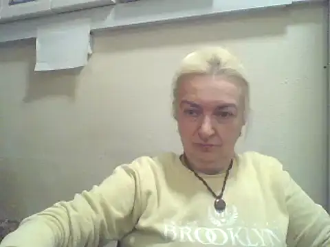 Snapshot of Meri798 chatting on 10/01/25, 05:41 Meri798 online show from 10/01/25, 05:41