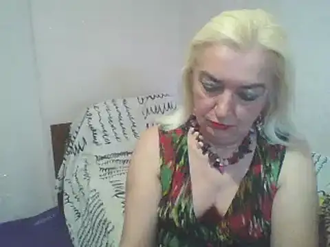 Snapshot of Meri798 chatting on 10/09/25, 10:57 Meri798 online show from 10/09/25, 10:57