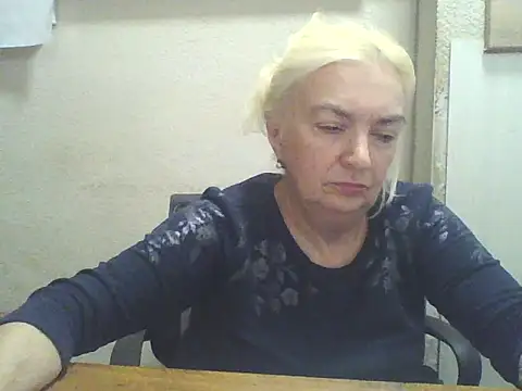 Snapshot of Meri798 chatting on 10/13/25, 07:25 Meri798 online show from 10/13/25, 07:25