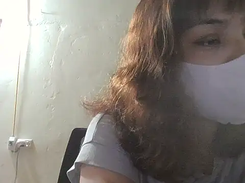 Snapshot of Angela-Eira chatting on 05/10/26, 09:31 Angela-Eira online show from 05/10/26, 09:31