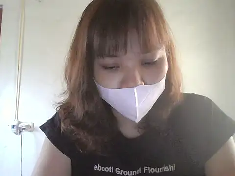 Snapshot of Angela-Eira chatting on 05/26/26, 01:12 Angela-Eira online show from 05/26/26, 01:12
