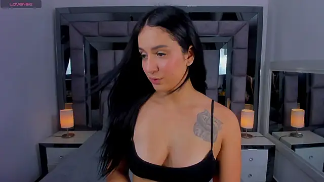 Snapshot of BILIE_ROUSE1 chatting on 10/16/25, 03:29 BILIE ROUSE1 online show from 10/16/25, 03:29