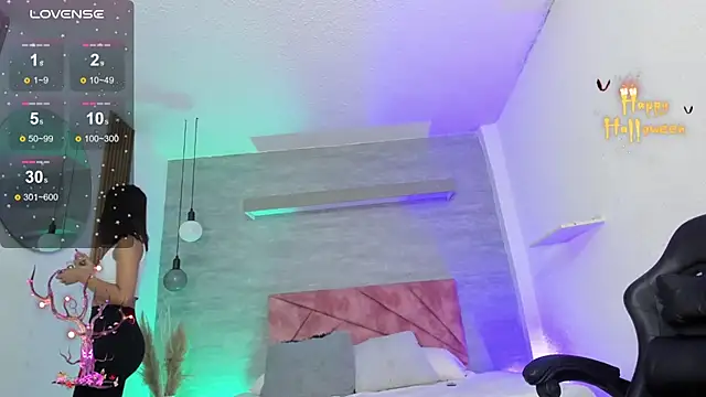 thararouse online show from 10/29/25, 12:29