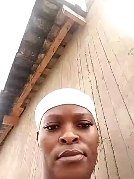 lovelyassbitch online show from 01/05/25, 12:10