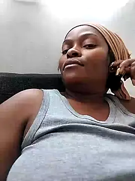 lovelyassbitch online show from 02/08/25, 09:13