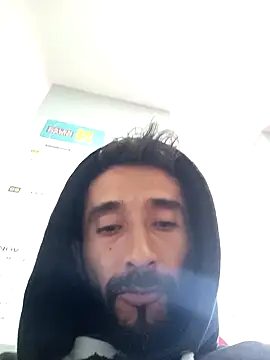 Snapshot of weedmanhot28 chatting on 01/13/25, 07:53 weedmanhot28 online show from 01/13/25, 07:53