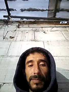 Snapshot of weedmanhot28 chatting on 10/23/25, 10:52 weedmanhot28 online show from 10/23/25, 10:52