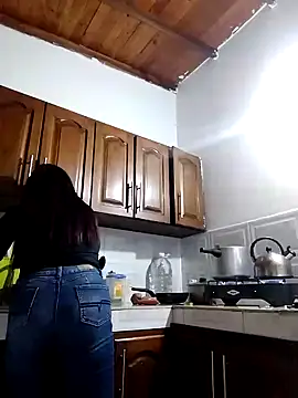 Dakary hot online show from 12/14/24, 06:52