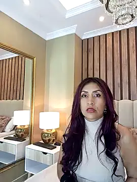 Snapshot of MonicaMoret chatting on 01/31/25, 12:07 MonicaMoret online show from 01/31/25, 12:07