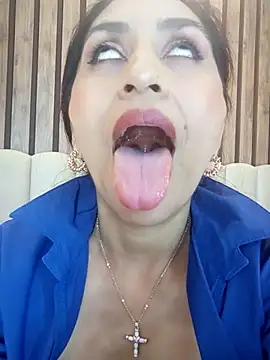 Snapshot of MonicaMoret chatting on 02/19/25, 06:21 MonicaMoret online show from 02/19/25, 06:21