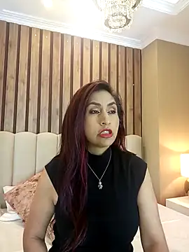 Snapshot of MonicaMoret chatting on 03/03/25, 12:05 MonicaMoret online show from 03/03/25, 12:05